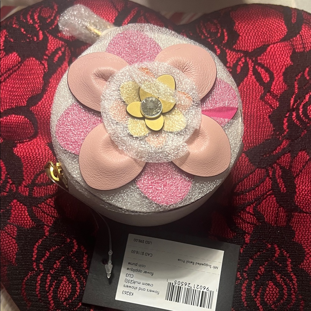 Kate Spade Floral Women's Coin purse.